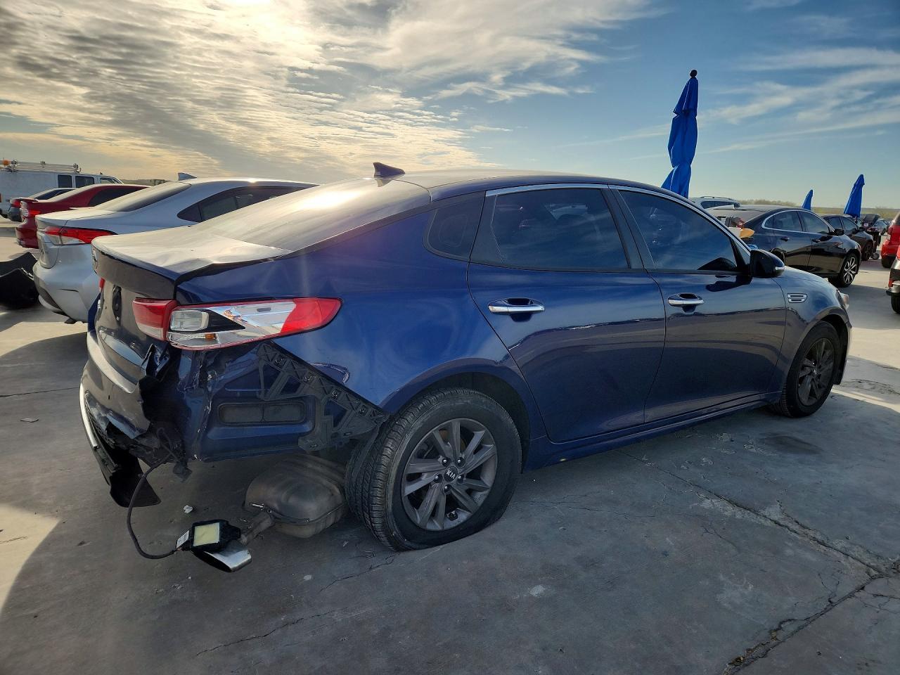 2020 Kia Optima Lx - zdjęcie 4