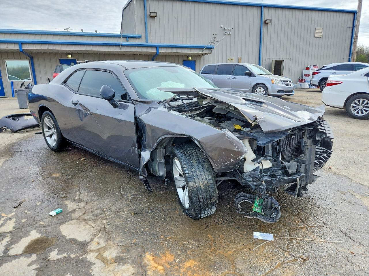 2017 Dodge Challenger Sxt - zdjęcie 4
