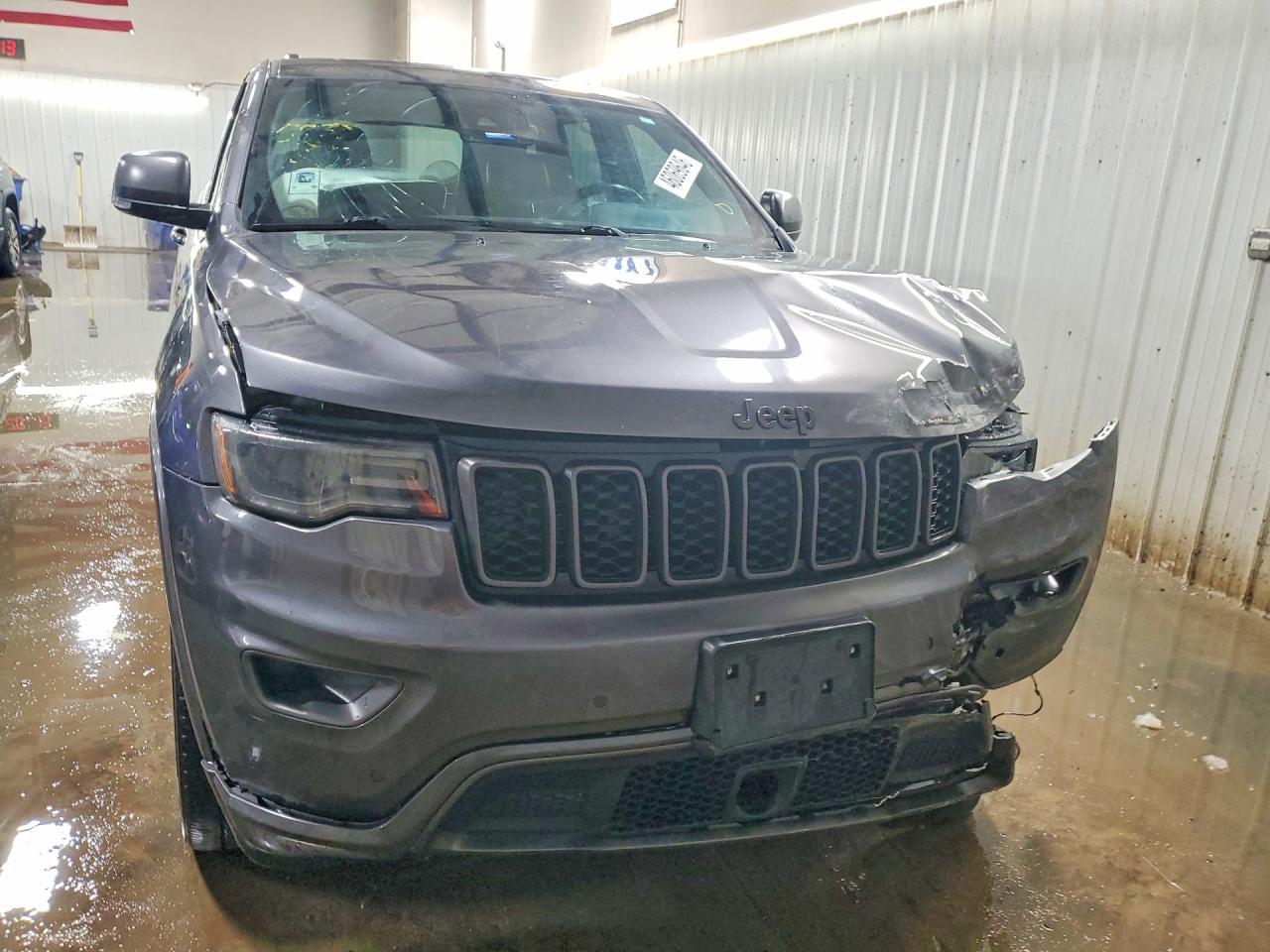 2021 Jeep Grand Cherokee Limited - zdjęcie 5