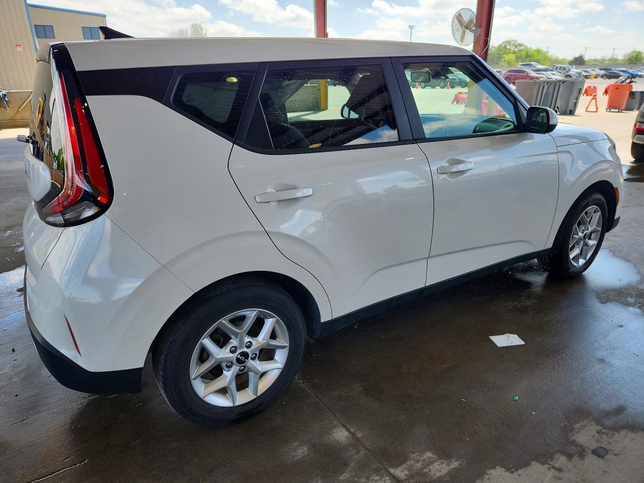 2025 Kia Soul Lx - zdjęcie 3