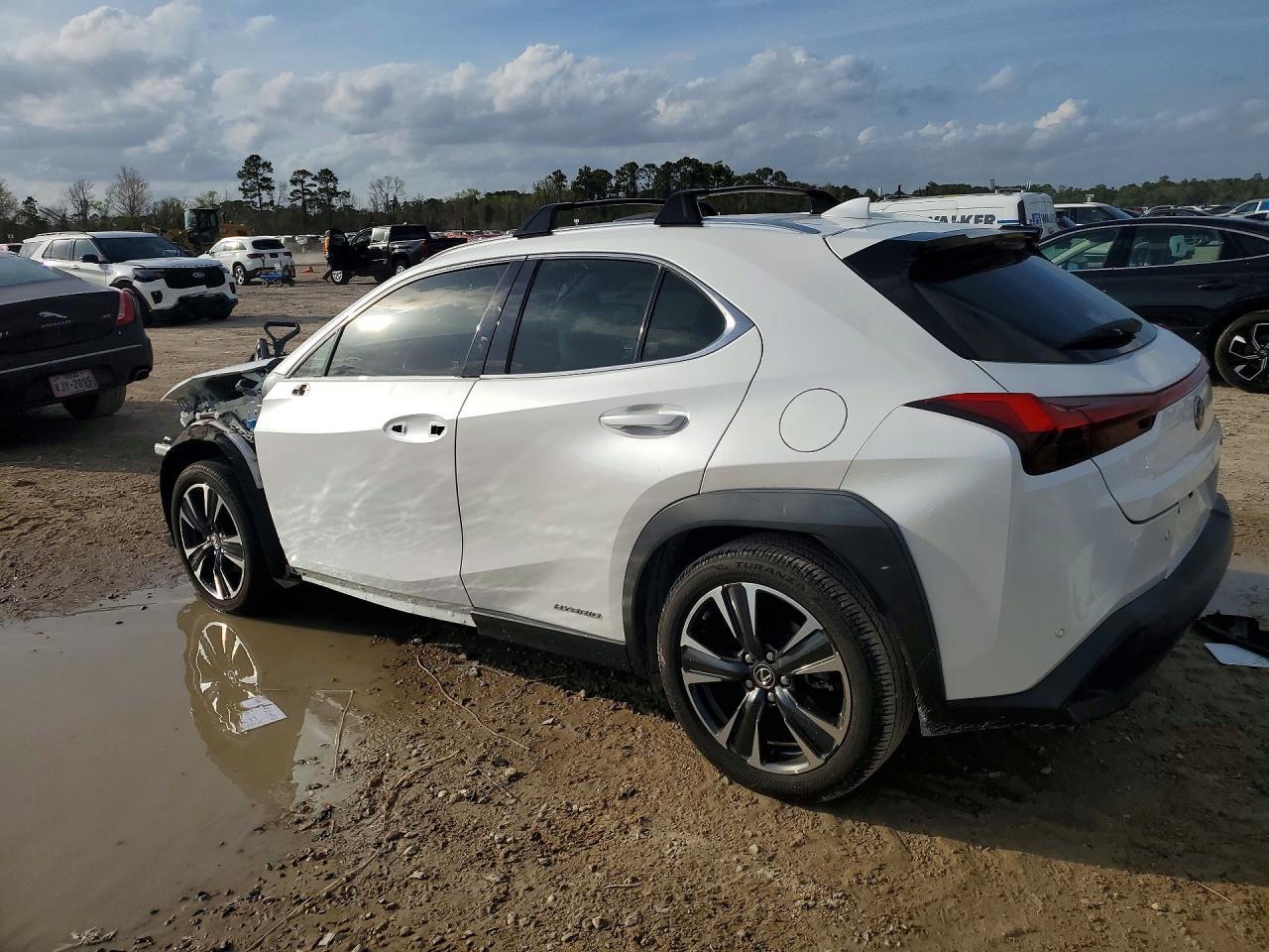 2021 Lexus Ux 250H Base - zdjęcie 2
