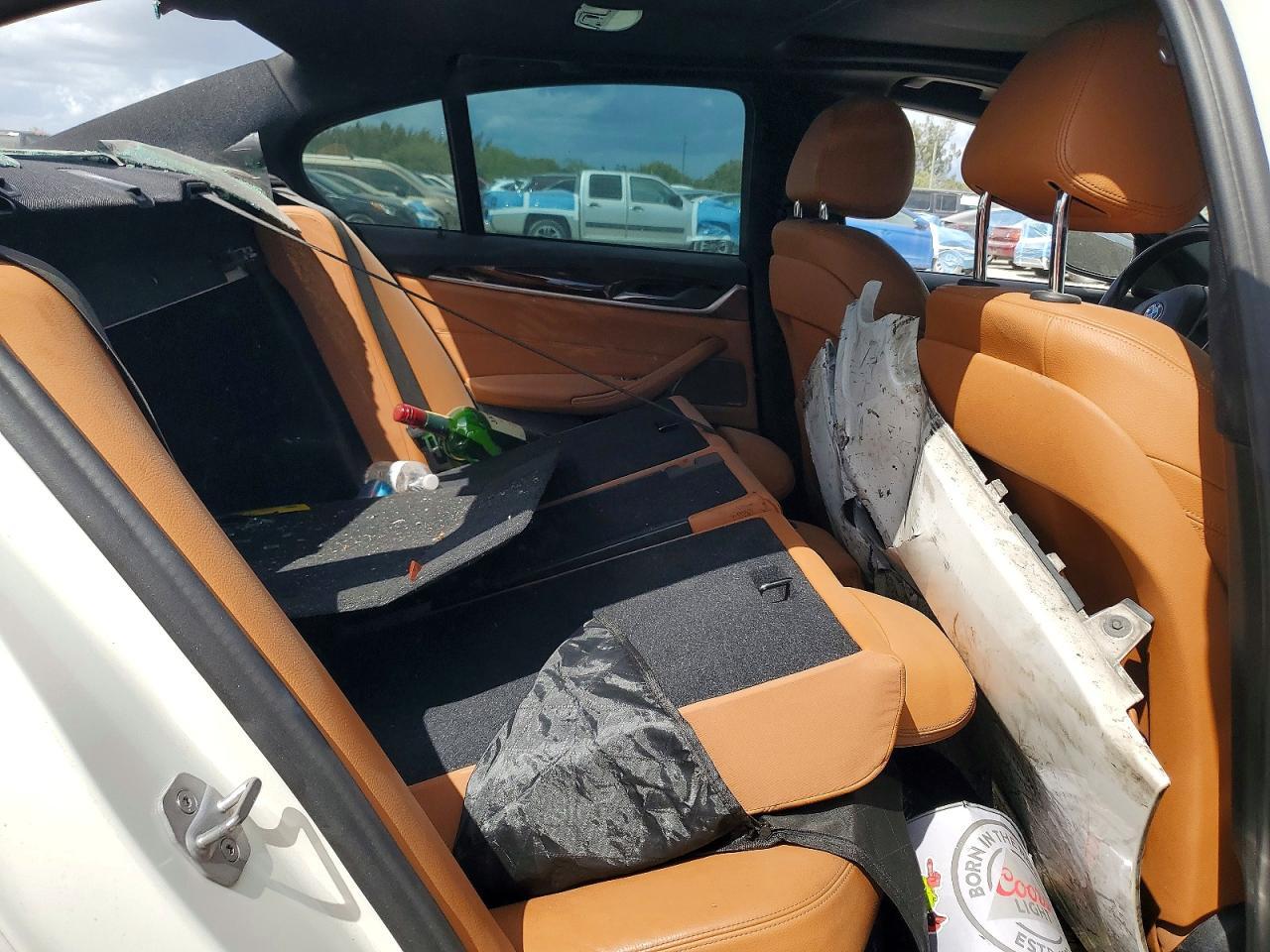 2018 BMW 530 I - zdjęcie 10