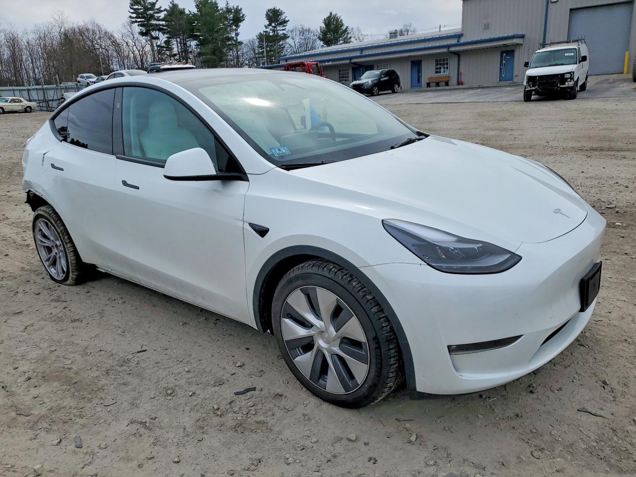 2023 Tesla Model Y - zdjęcie 4