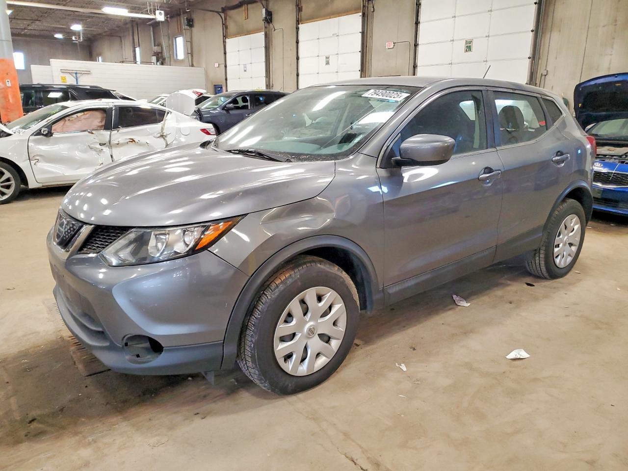 2018 Nissan Rogue Sport S - zdjęcie główne