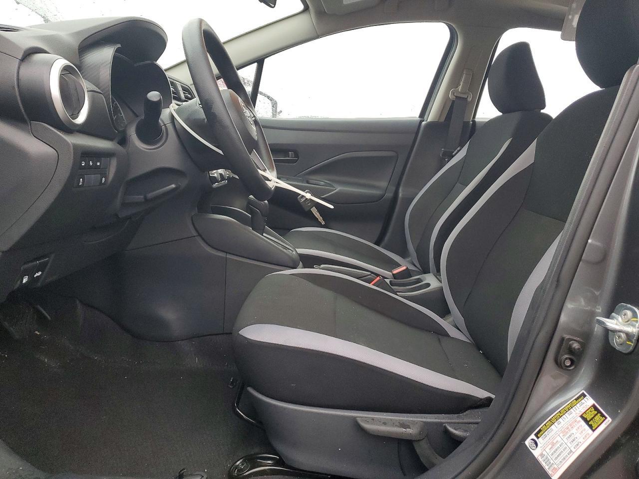 2025 Nissan Versa S - zdjęcie 7