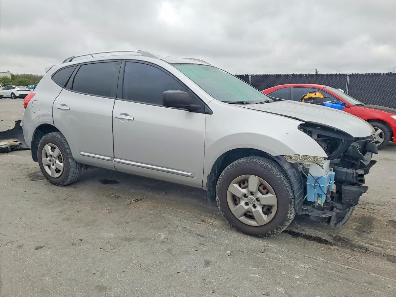 2014 Nissan Rogue Select S - zdjęcie 4