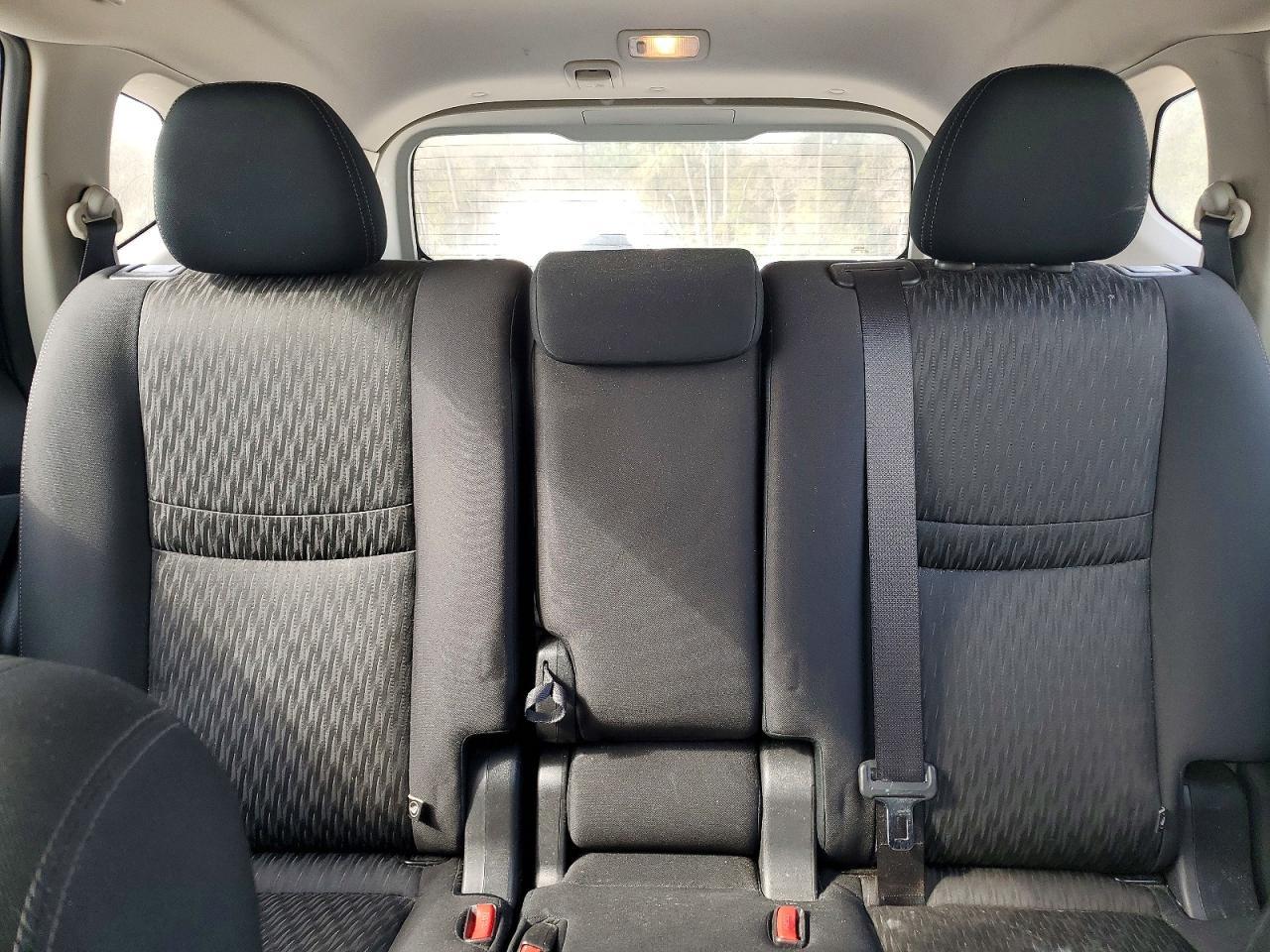 2020 Nissan Rogue S - zdjęcie 10