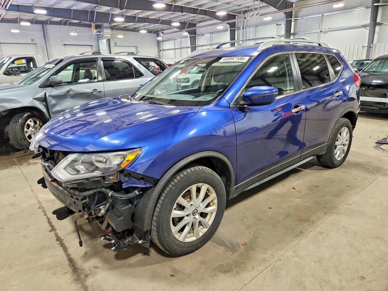 2017 Nissan Rogue Sv - zdjęcie główne