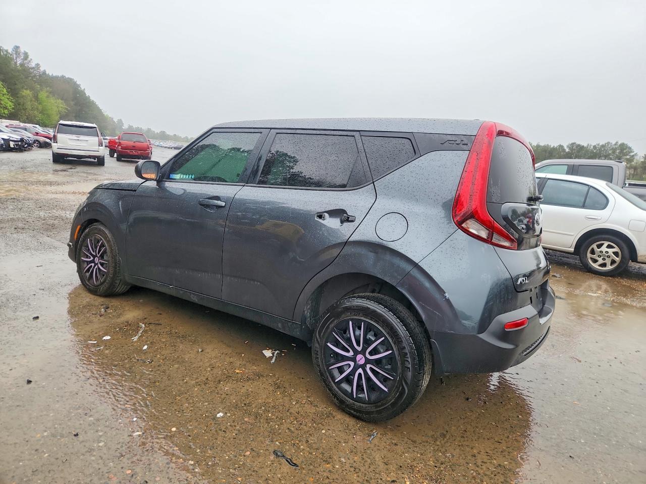 2021 Kia Soul Lx - zdjęcie 2