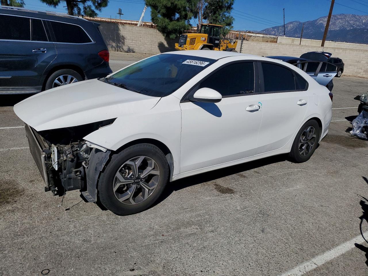 2019 Kia Forte Lxs - zdjęcie główne