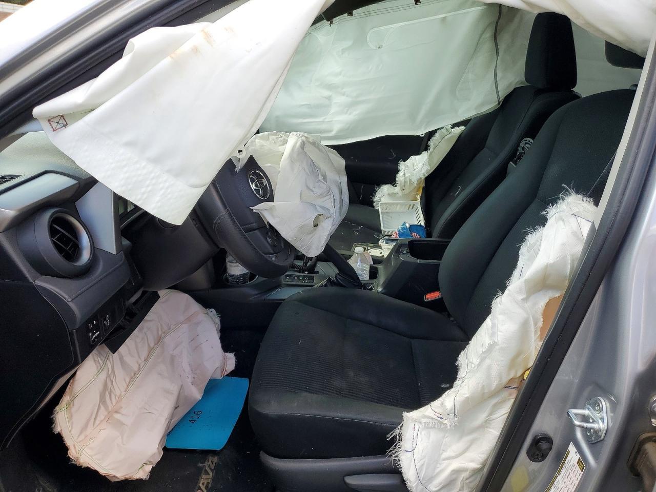 2016 Toyota Rav4 Le - zdjęcie 7