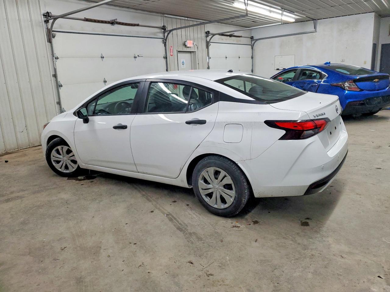 2023 Nissan Versa S - zdjęcie 2