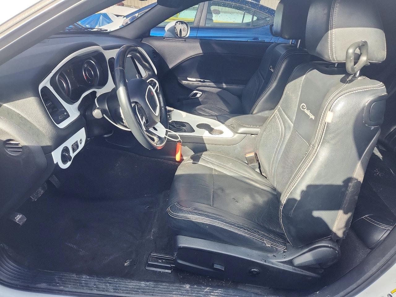 2015 Dodge Challenger Sxt - zdjęcie 7