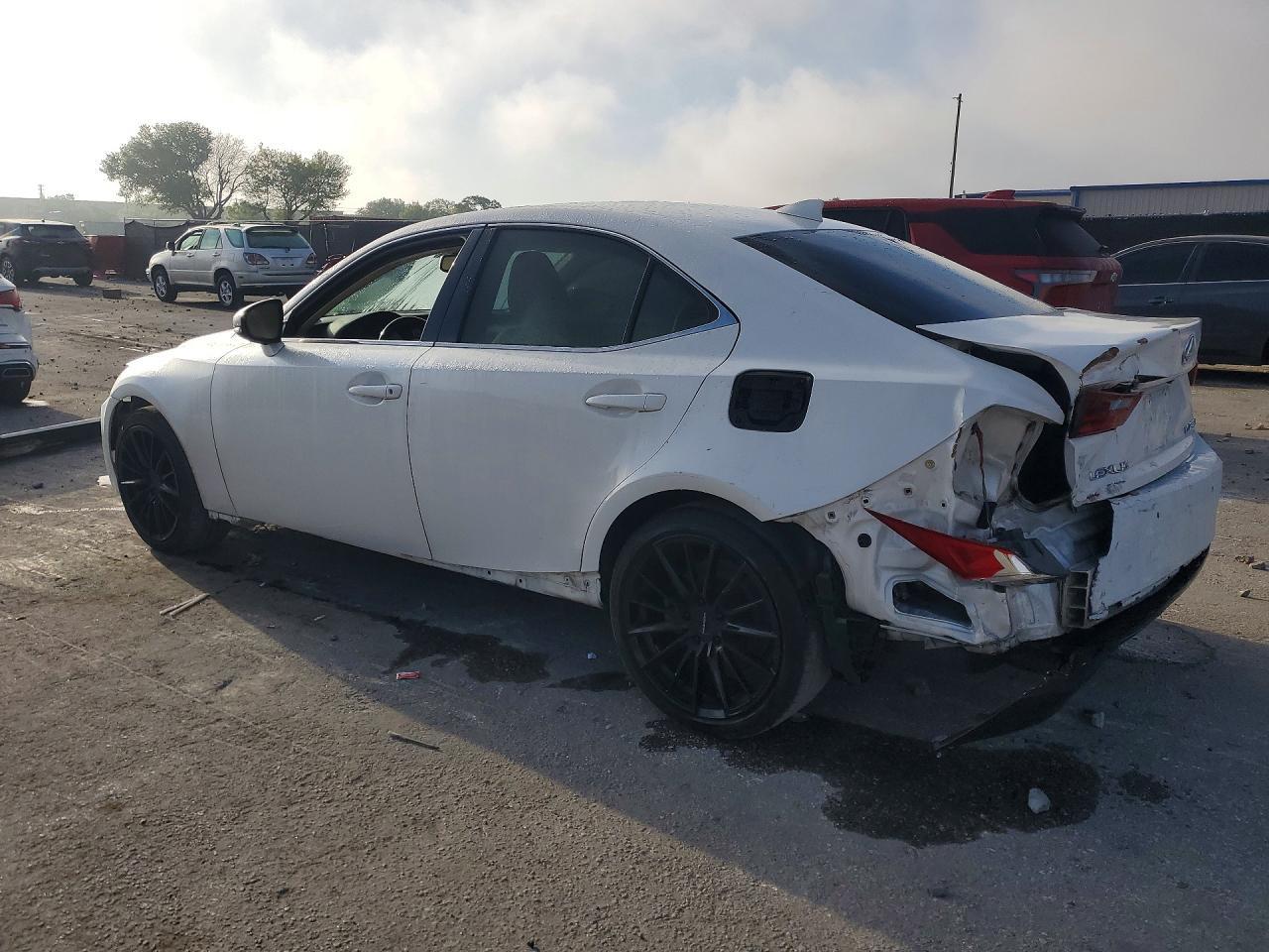 2016 Lexus Is 200T - zdjęcie 2