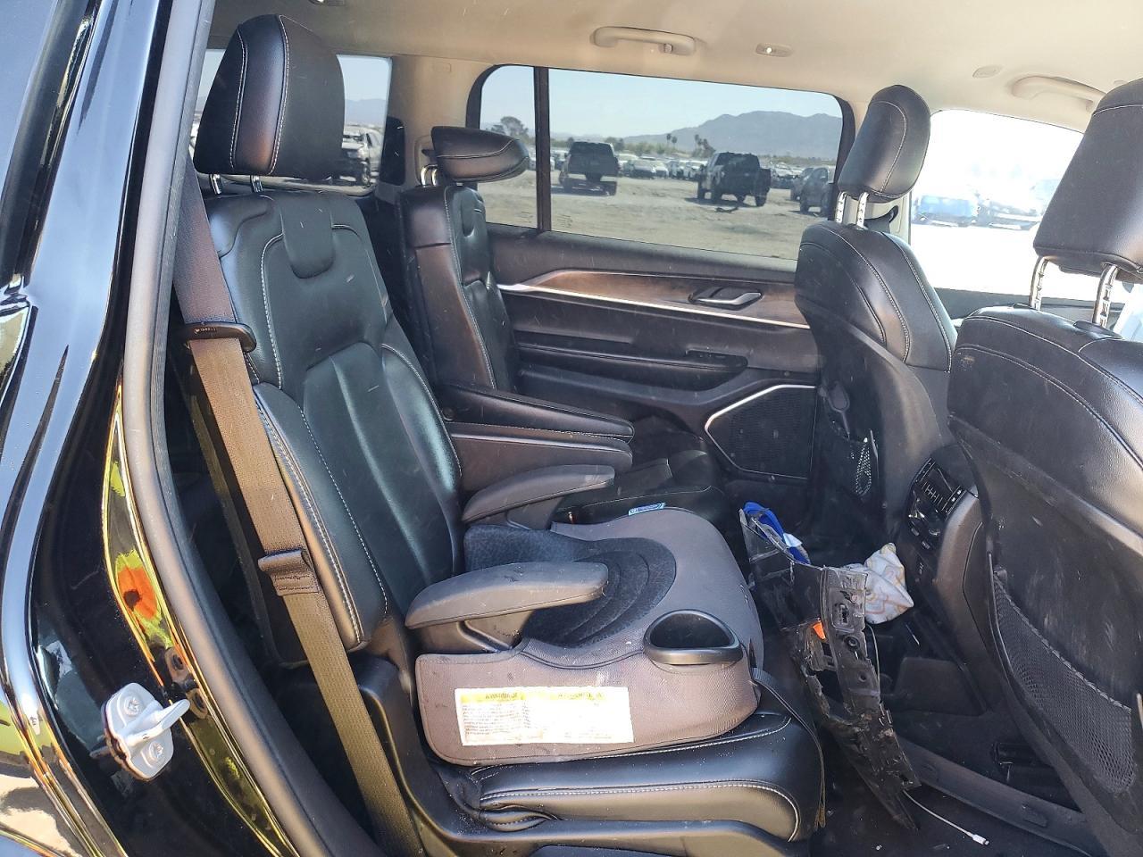 2022 Jeep Grand Cherokee L Limited - zdjęcie 11