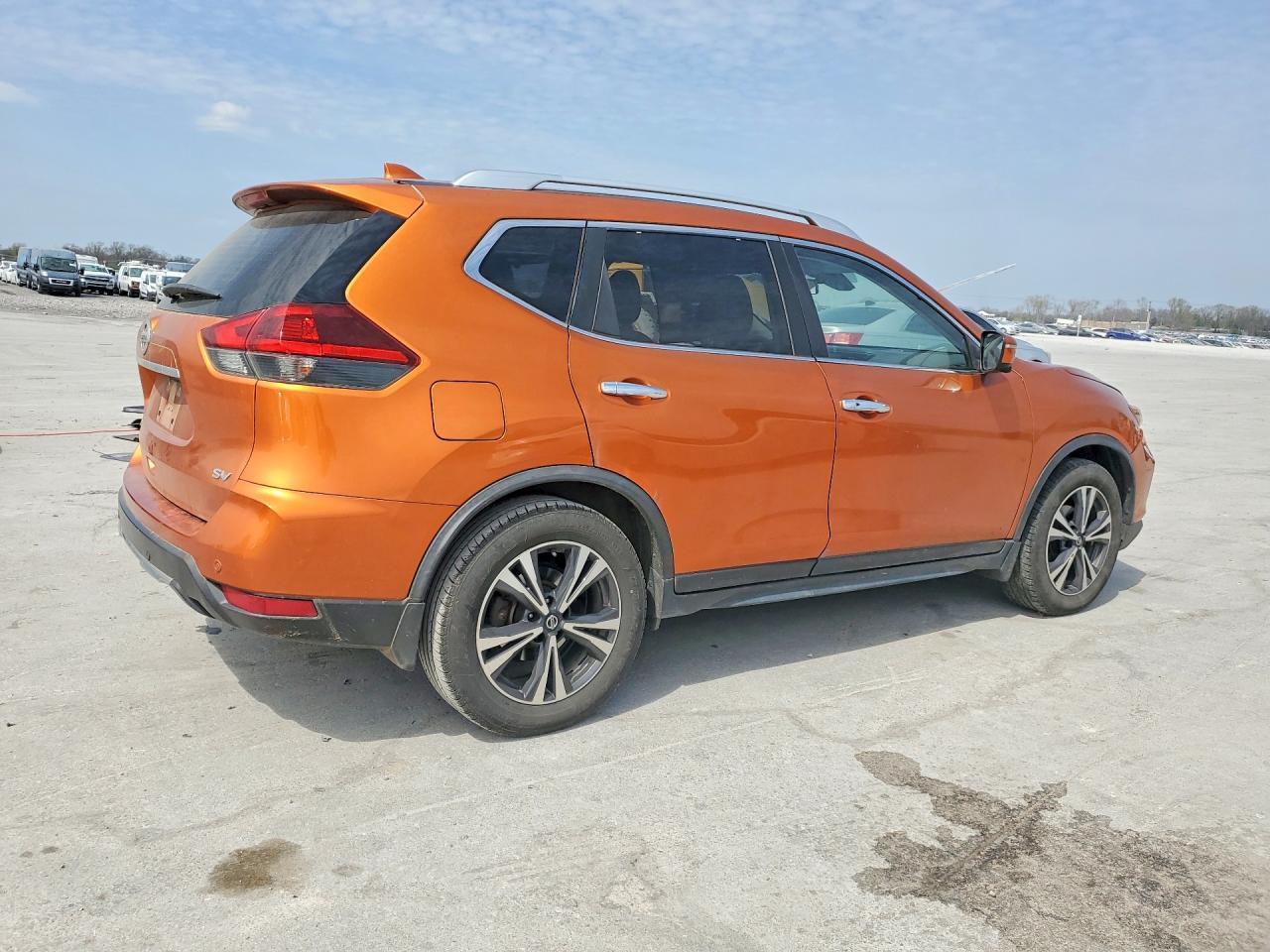 2019 Nissan Rogue Sv - zdjęcie 3