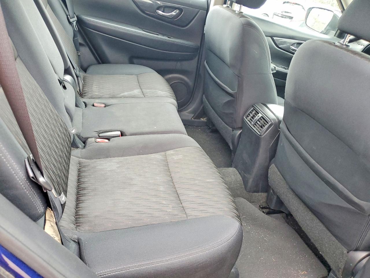 2017 Nissan Rogue S - zdjęcie 10