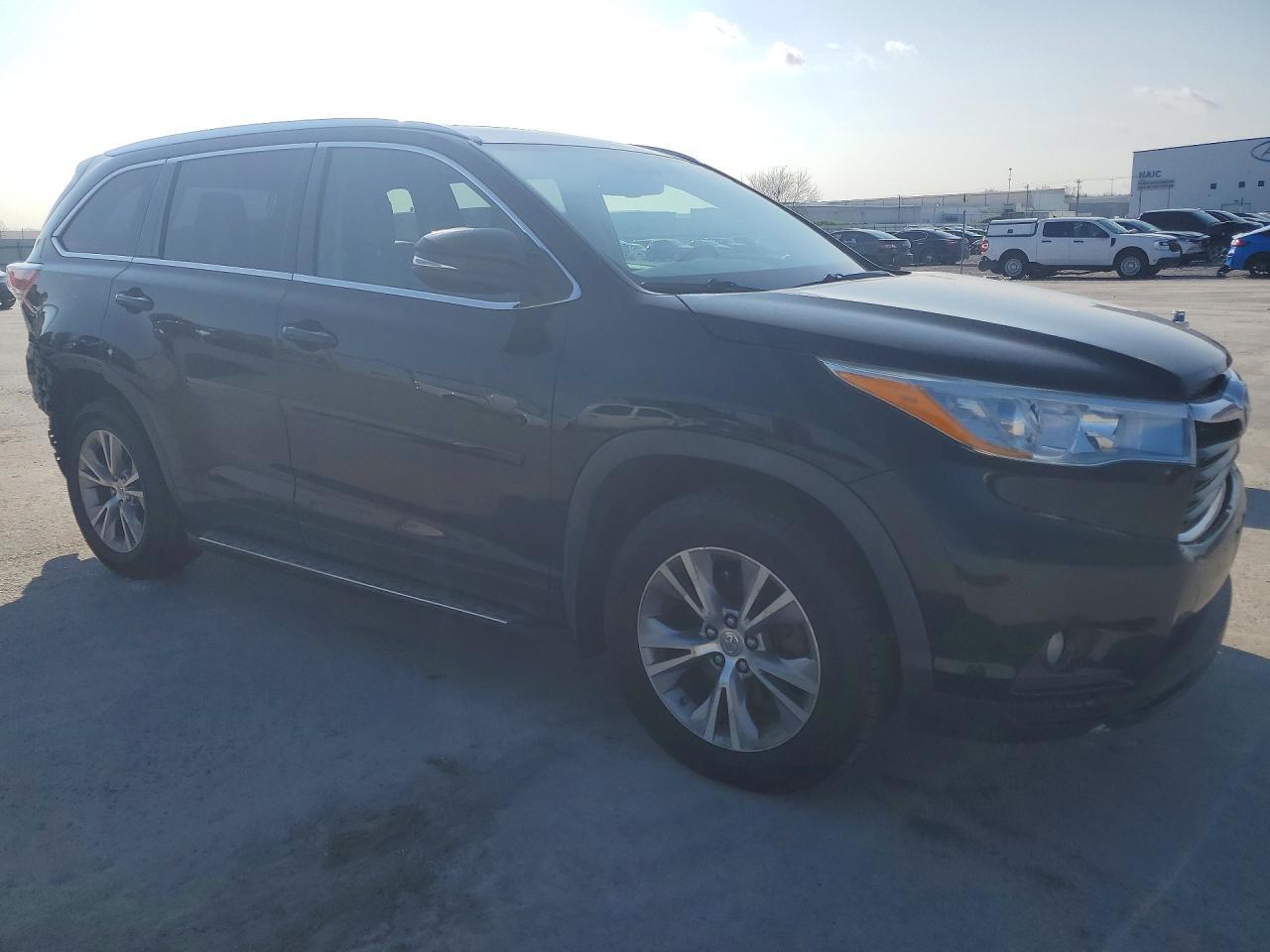 2015 Toyota Highlander Xle - zdjęcie 4