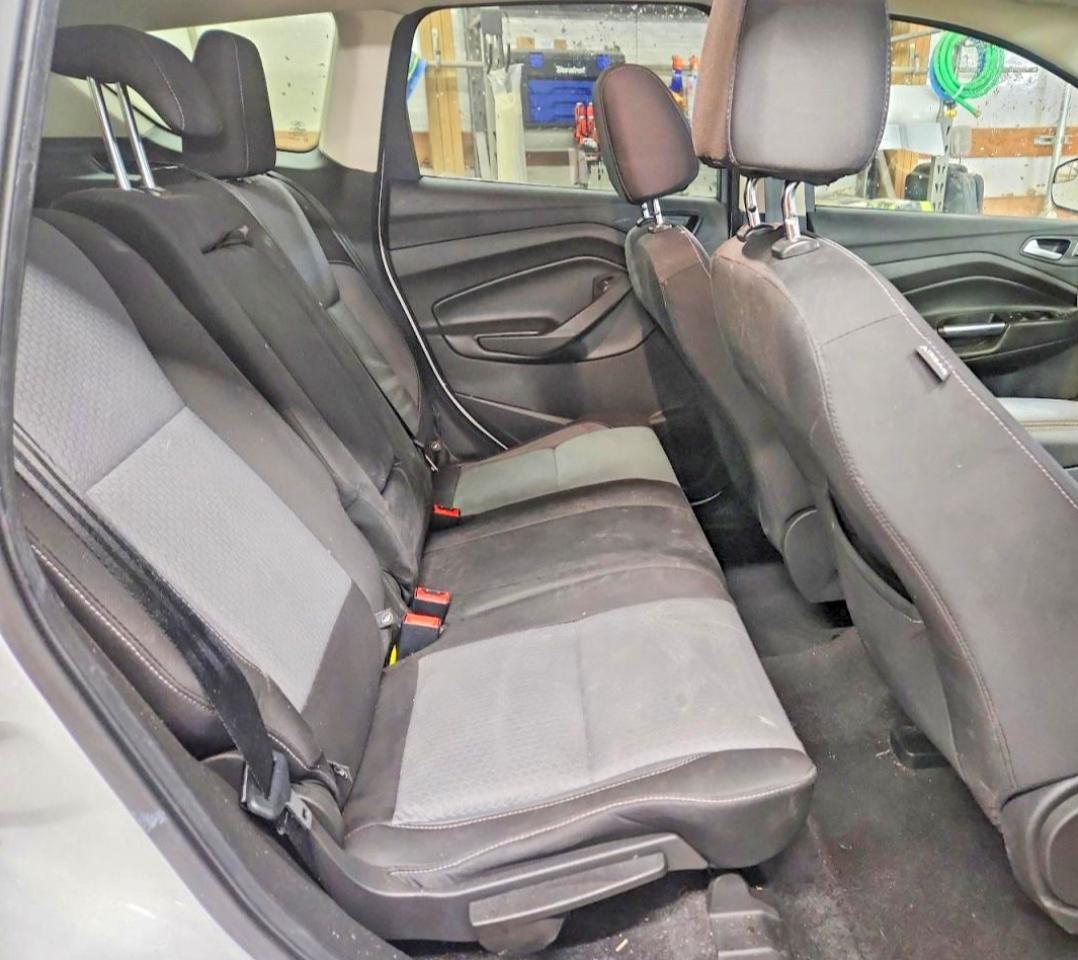 2017 Ford Escape Se - zdjęcie 11