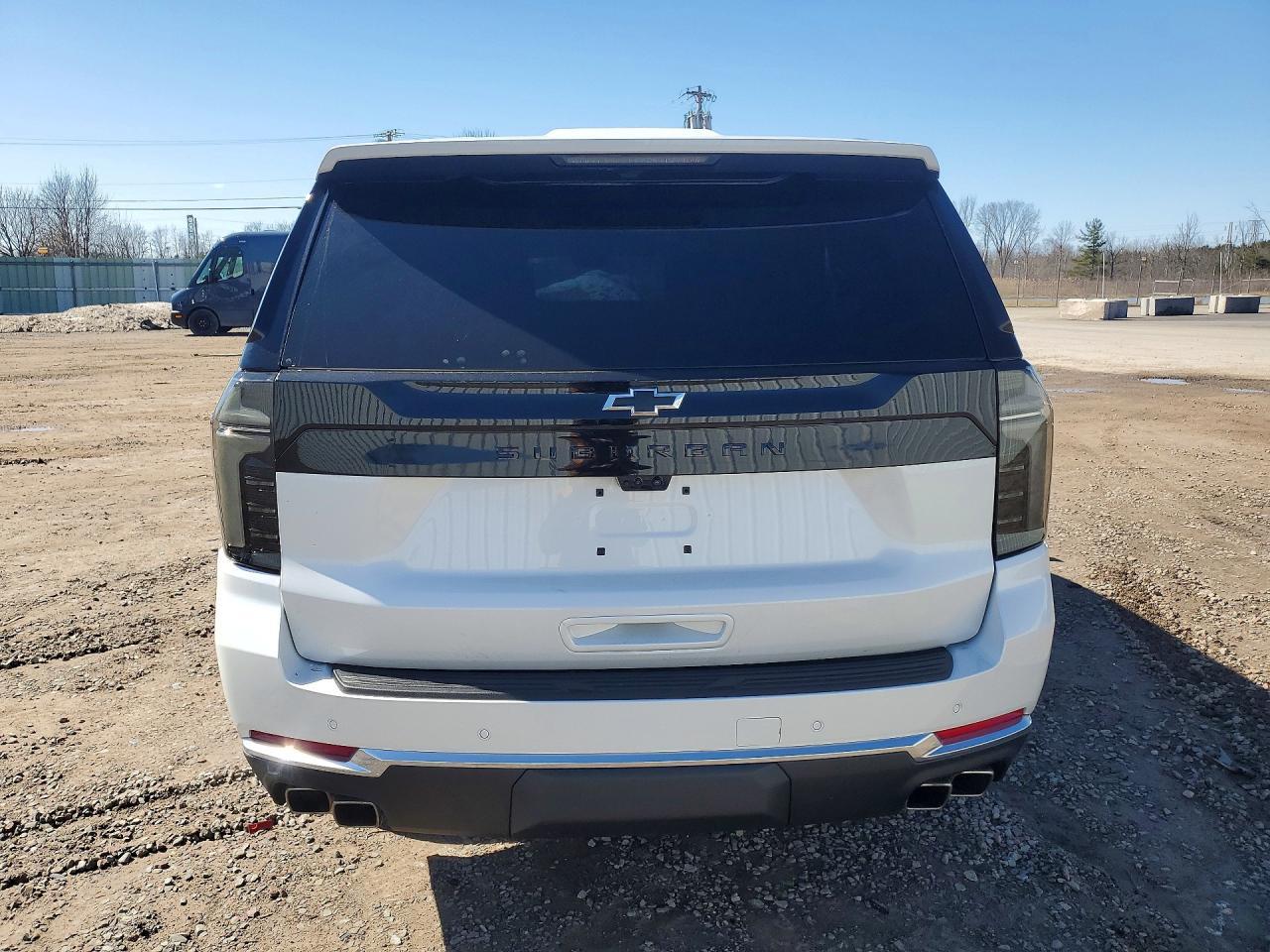 2025 Chevrolet Suburban K1500 High Country - zdjęcie 6