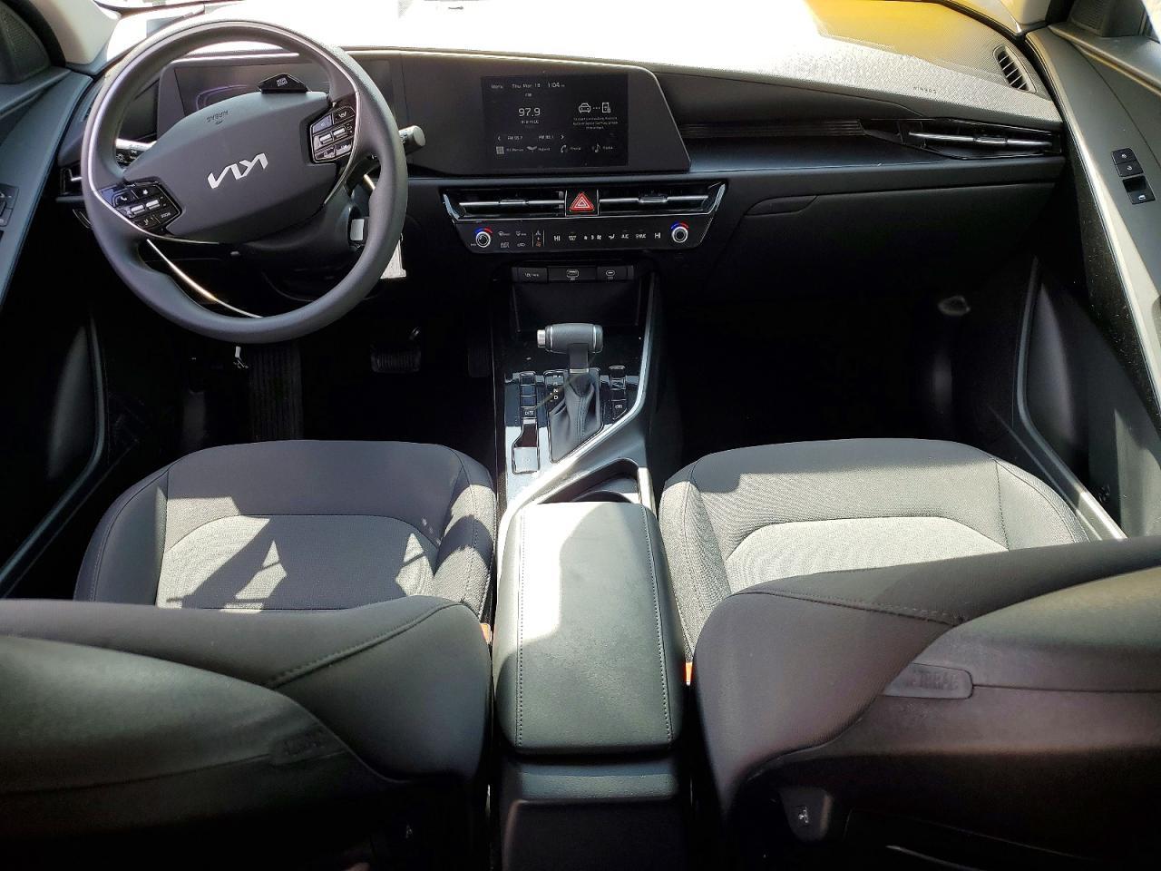 2026 Kia Niro Lx - zdjęcie 8