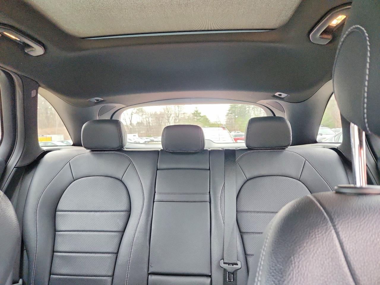 2017 Mercedes-Benz Glc 300 4Matic - zdjęcie 10