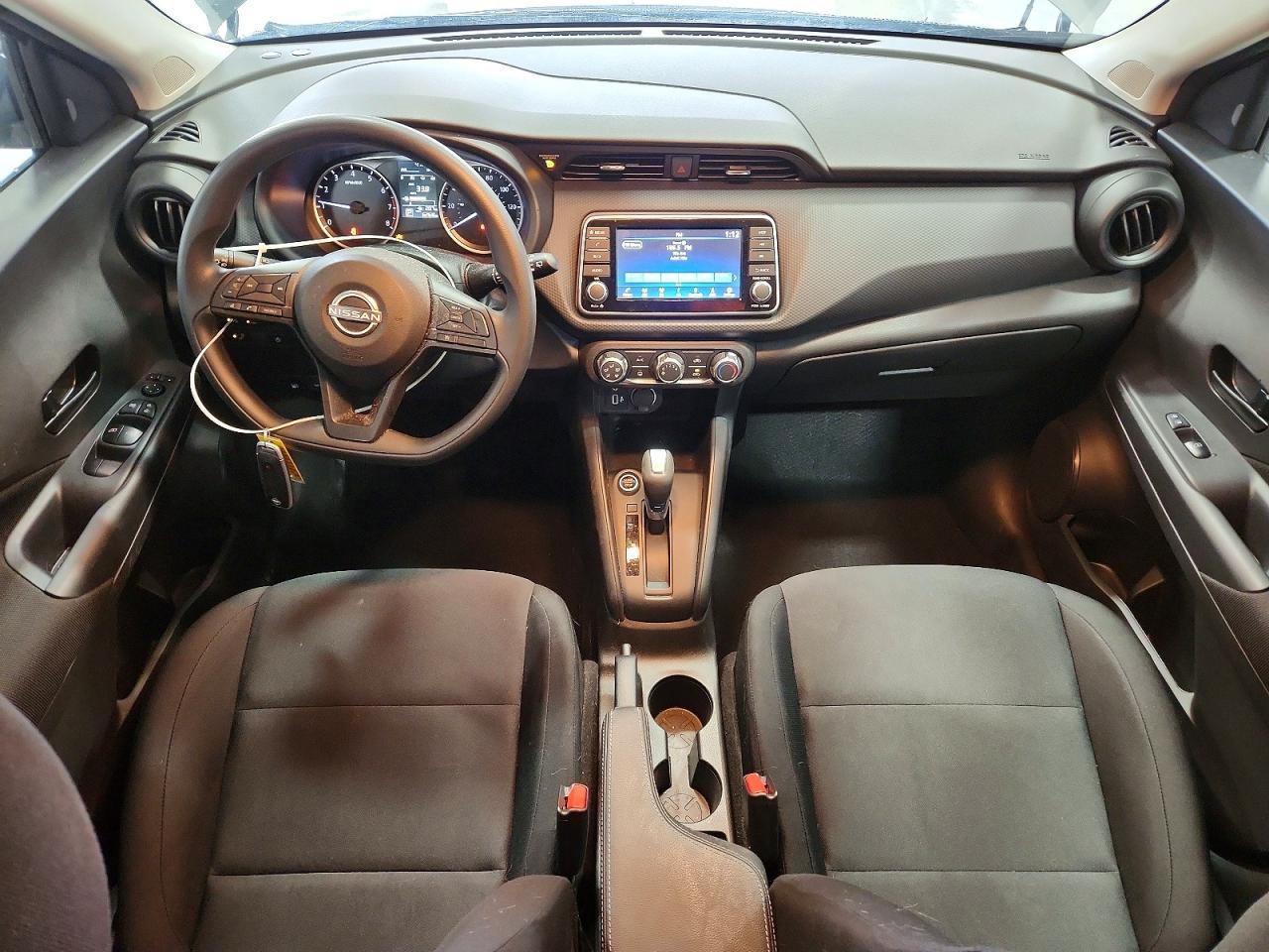 2025 Nissan Kicks Play S - zdjęcie 8