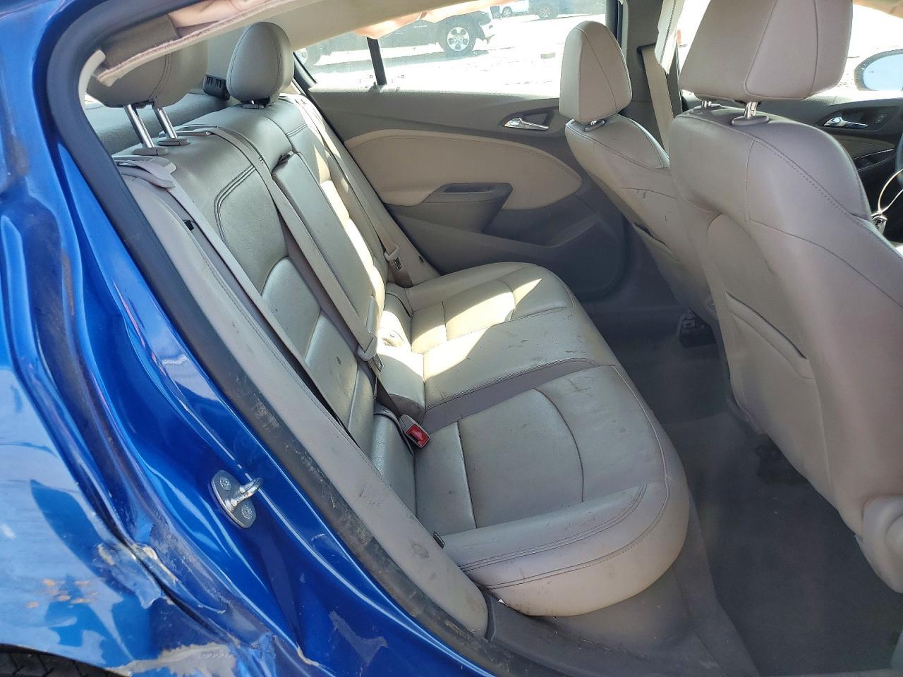 2016 Chevrolet Cruze Premier - zdjęcie 10