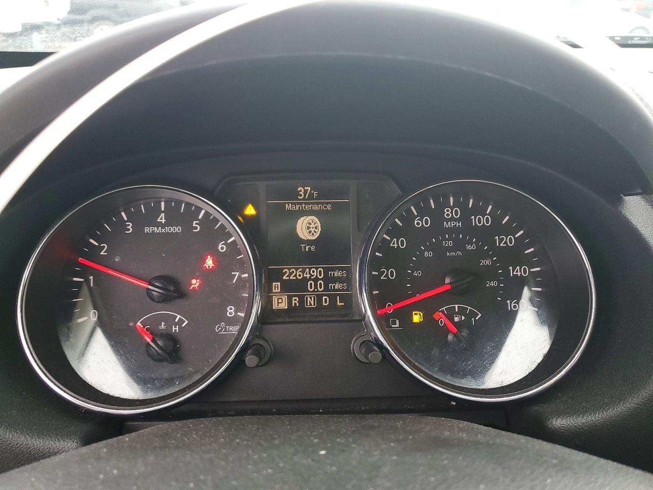 2014 Nissan Rogue Select S - zdjęcie 9