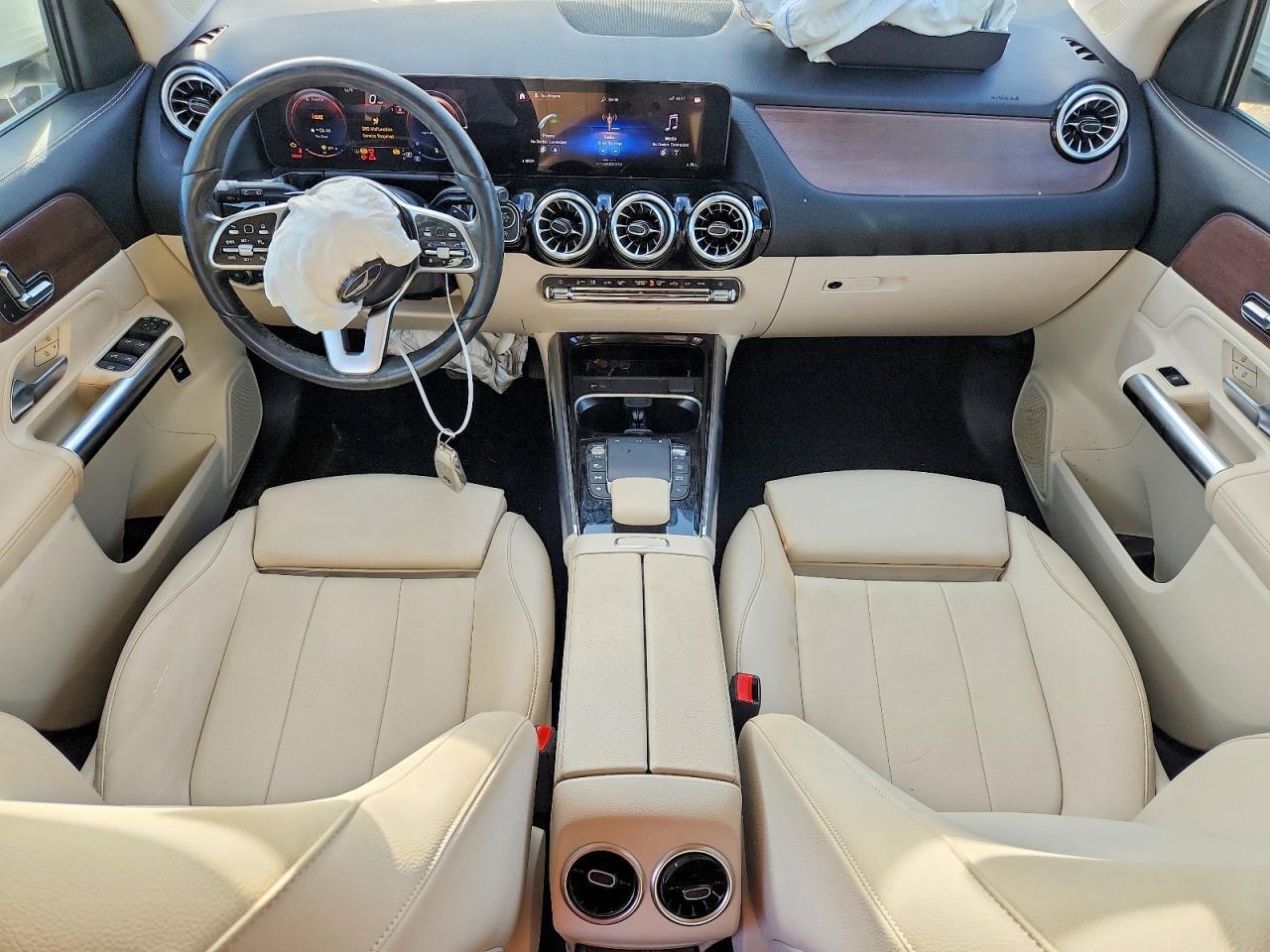 2023 Mercedes-Benz Gla 250 - zdjęcie 8