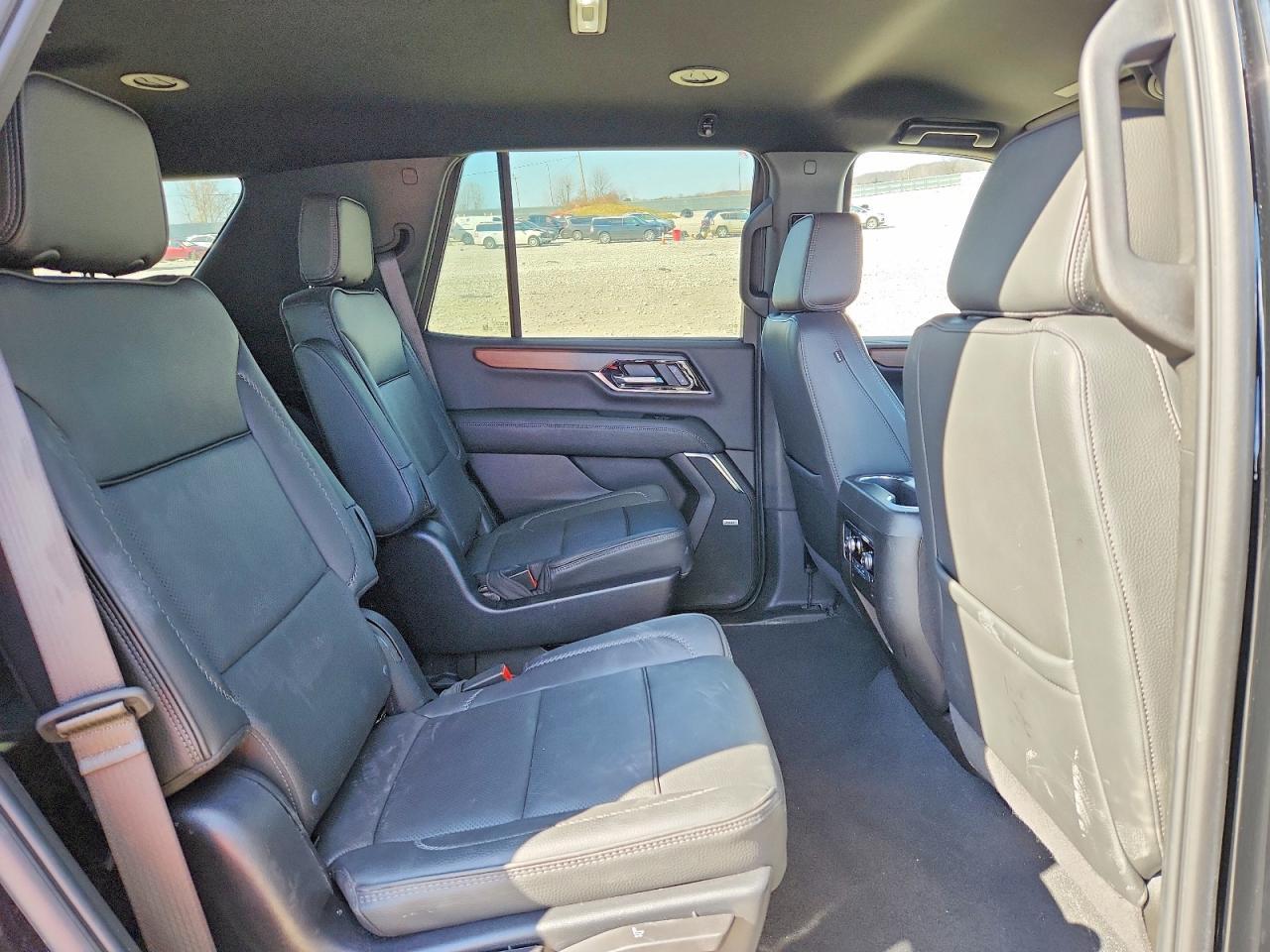 2025 GMC Yukon Denali - zdjęcie 11