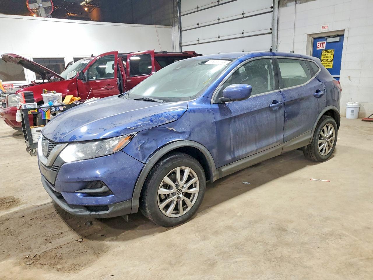 2021 Nissan Rogue Sport S - zdjęcie główne