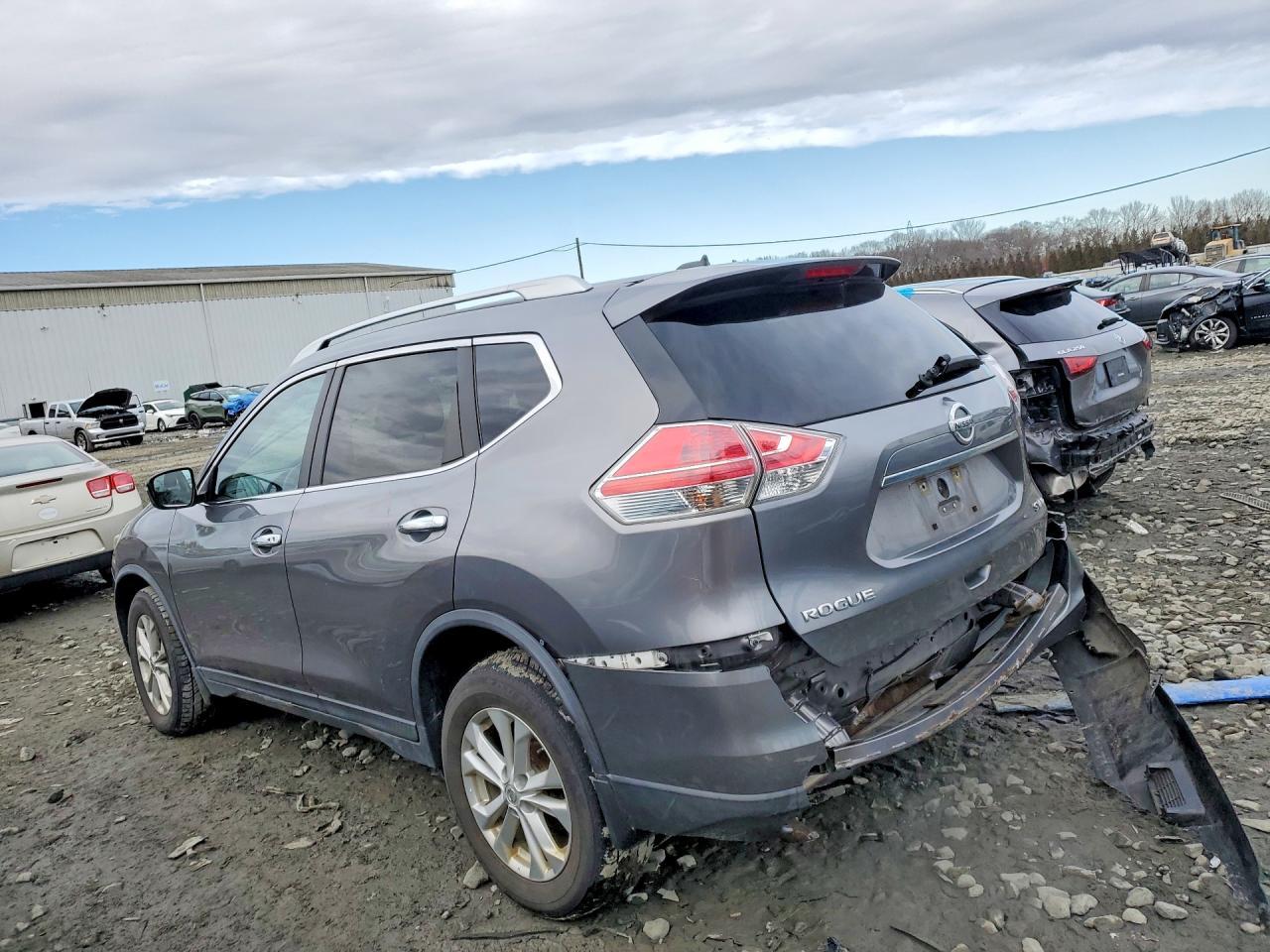 2016 Nissan Rogue Sv - zdjęcie 2