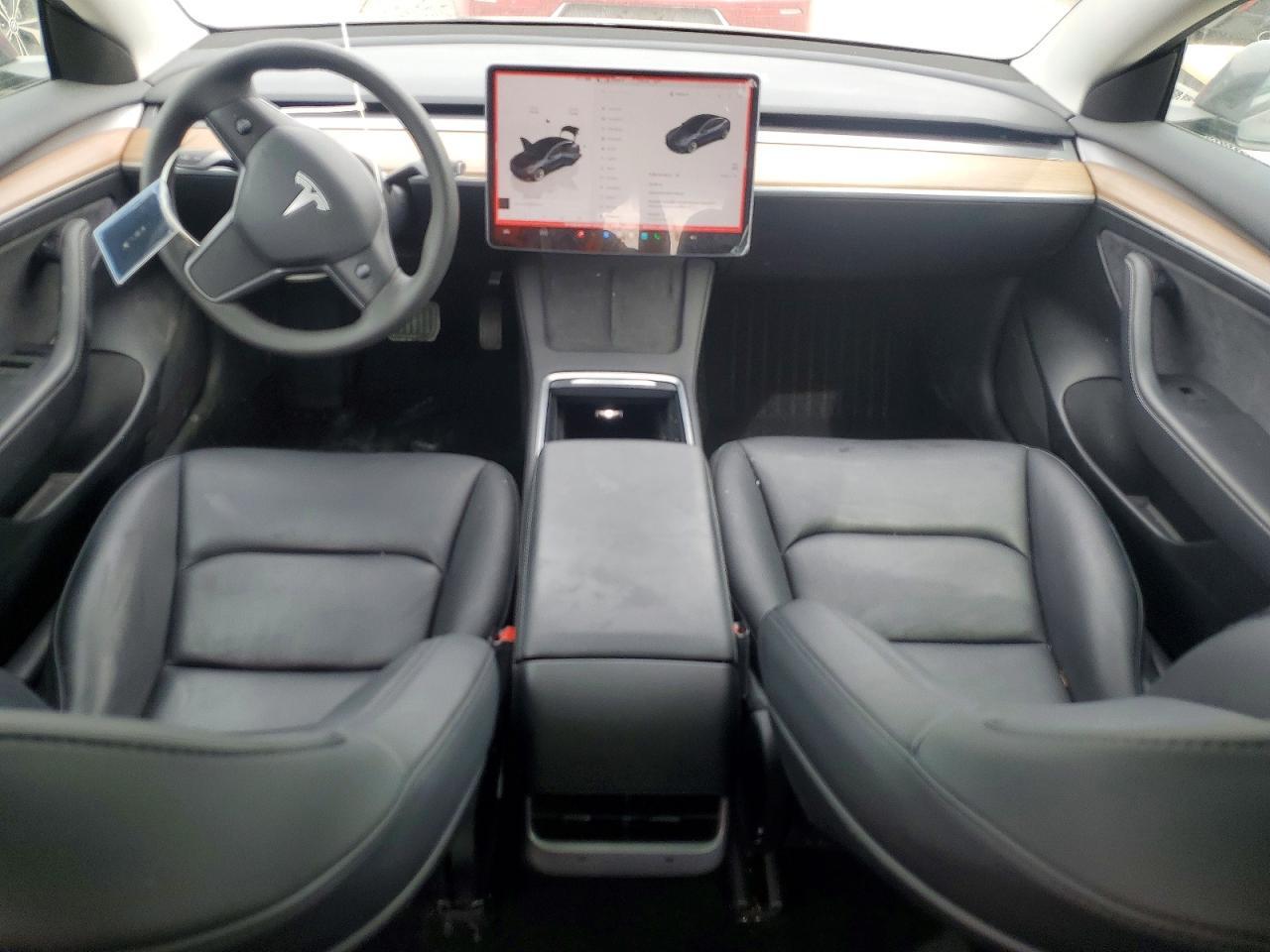 2023 Tesla Model 3 - zdjęcie 8