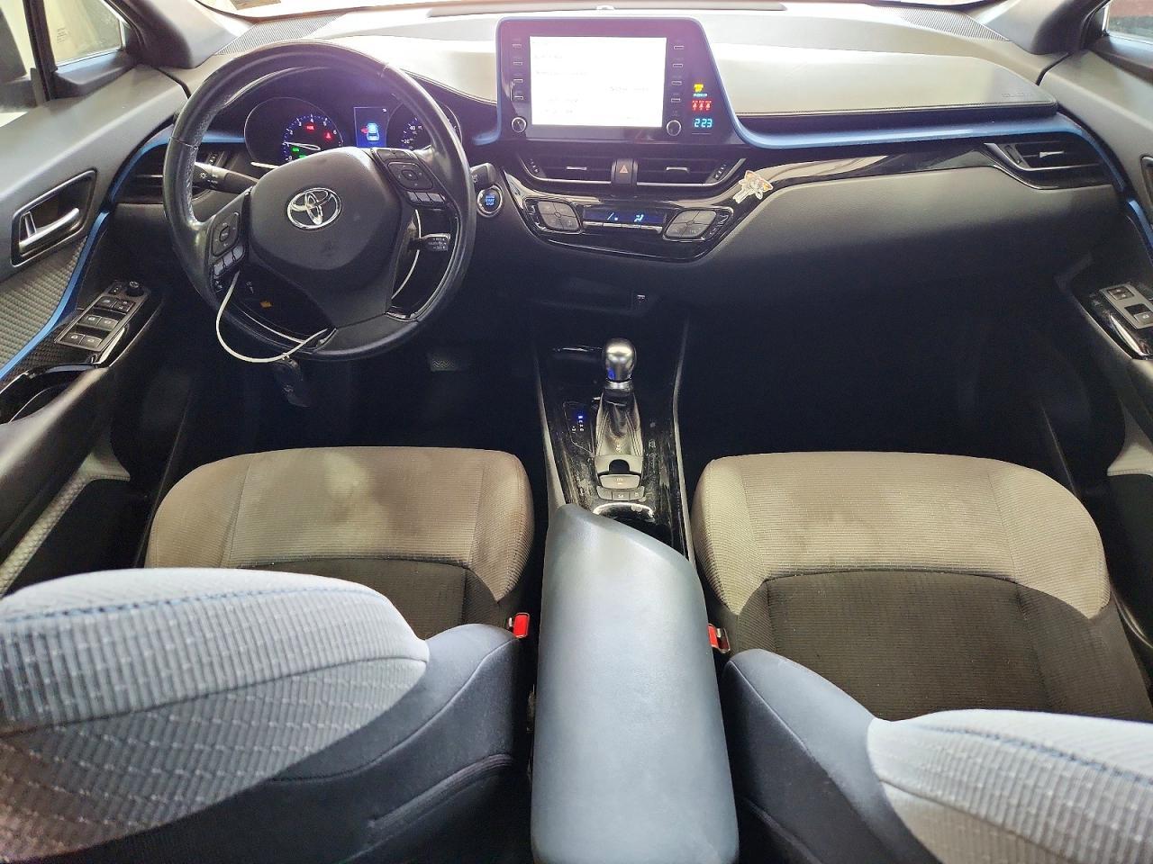 2019 Toyota C-Hr Xle - zdjęcie 8