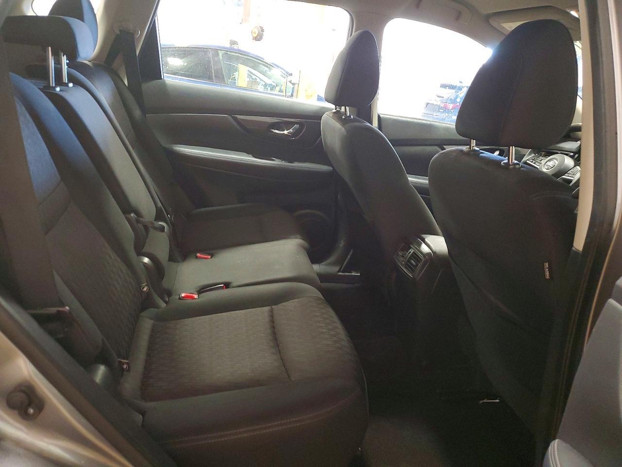 2018 Nissan Rogue S - zdjęcie 11