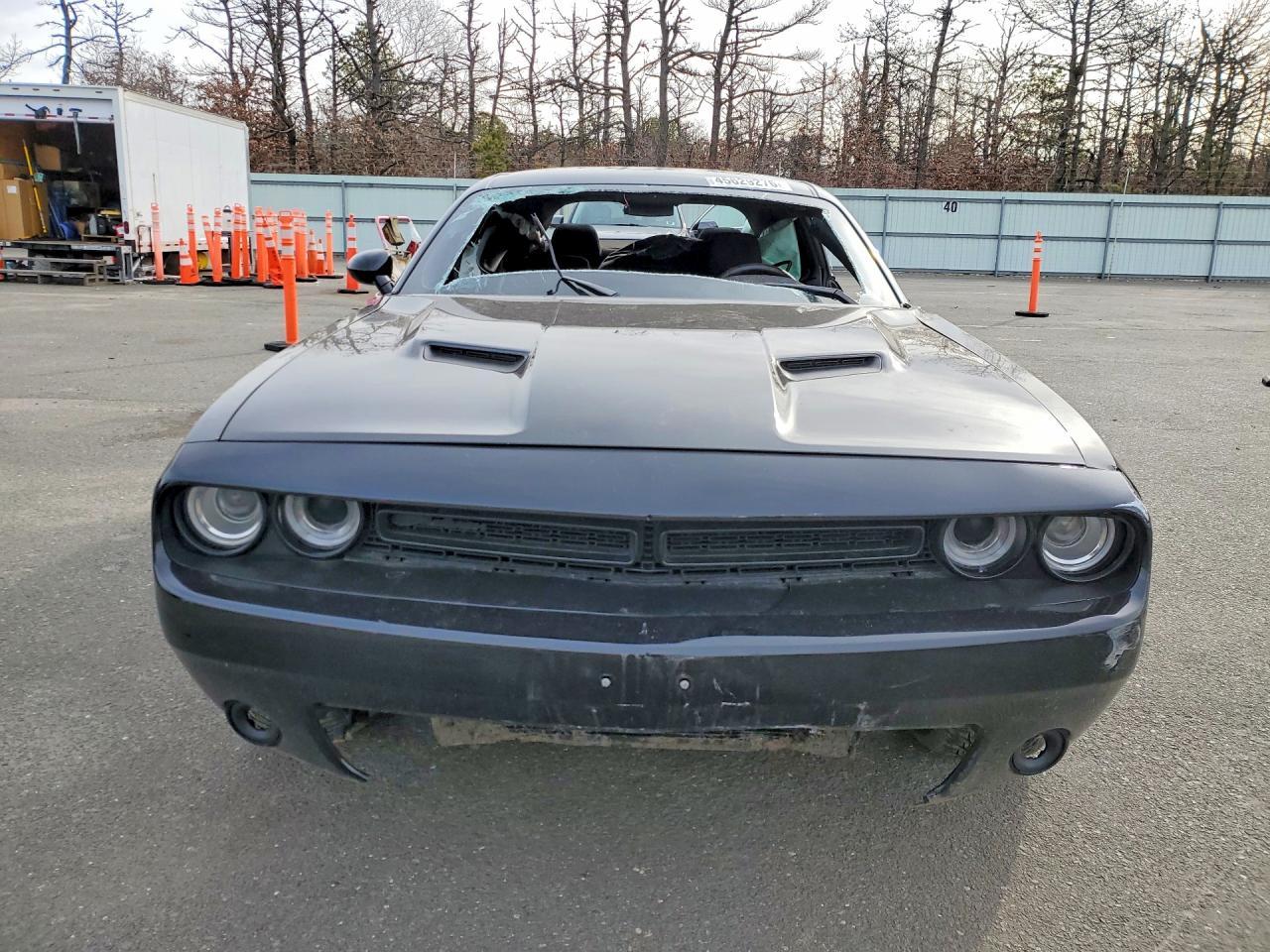 2022 Dodge Challenger Sxt - zdjęcie 5
