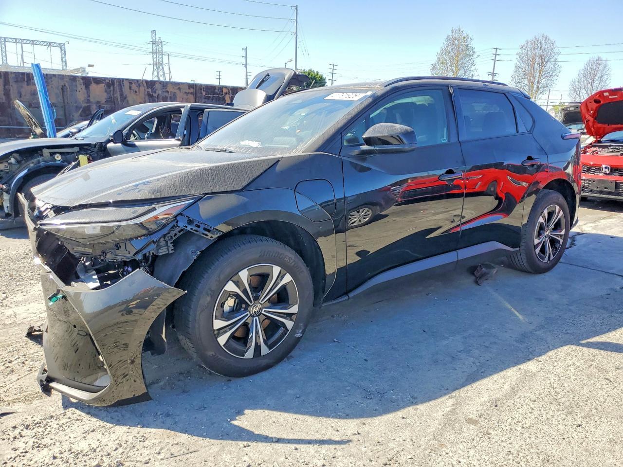2025 Toyota Bz4X Xle - zdjęcie główne
