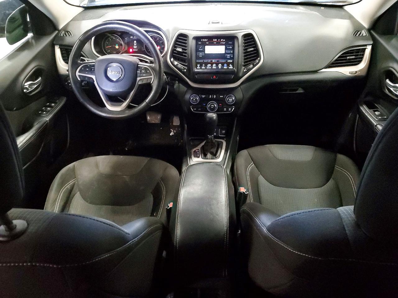 2015 Jeep Cherokee Latitude - zdjęcie 8