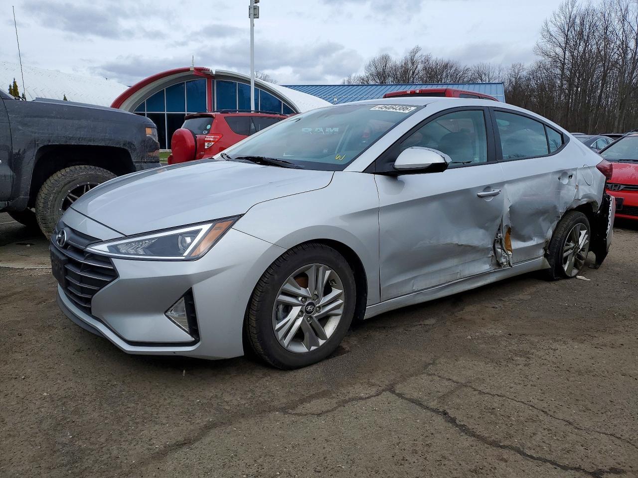 2019 Hyundai Elantra Sel - zdjęcie główne