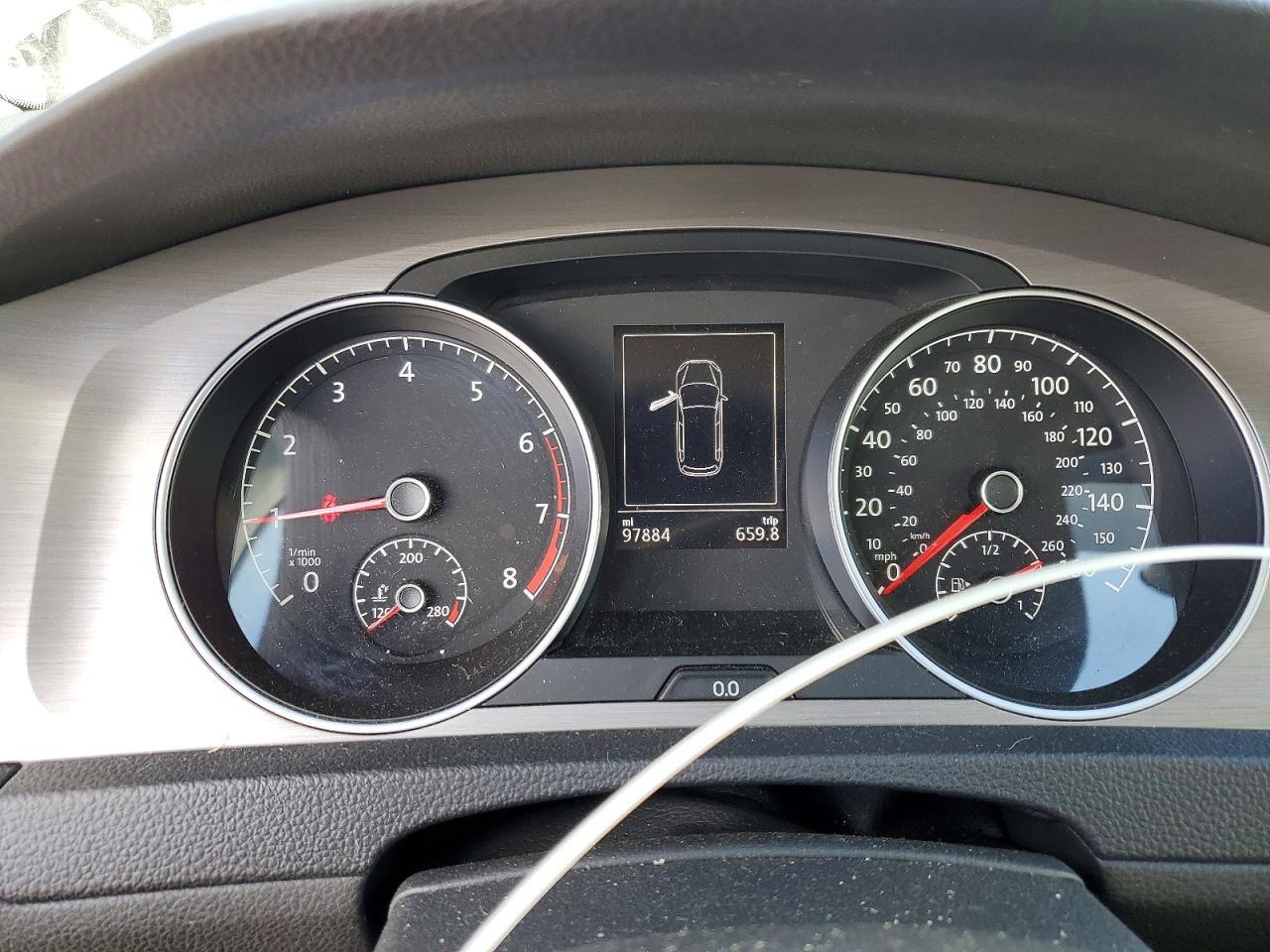 2017 Volkswagen Golf Sportwagen S - zdjęcie 9