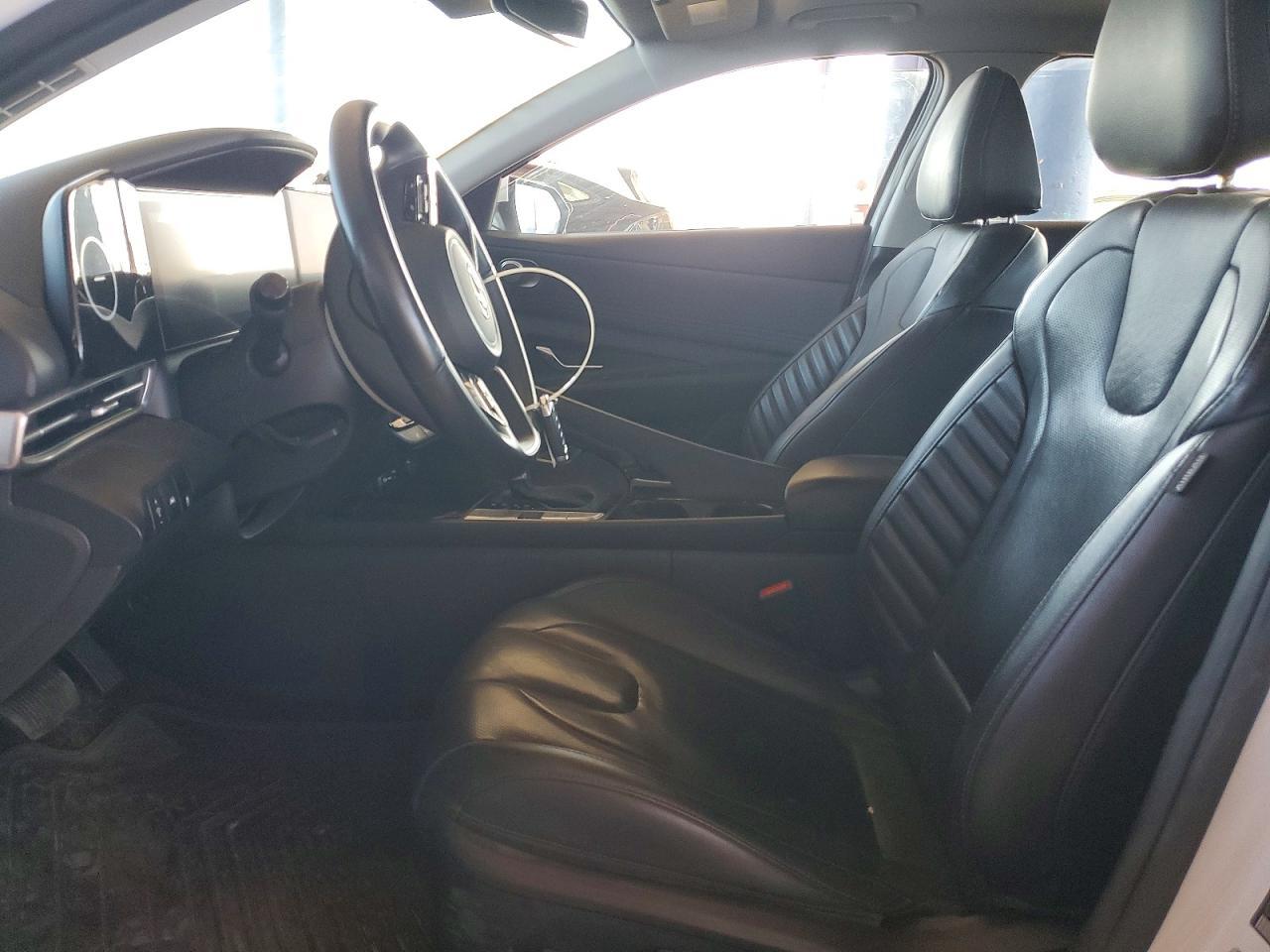 2022 Hyundai Elantra Limited - zdjęcie 7