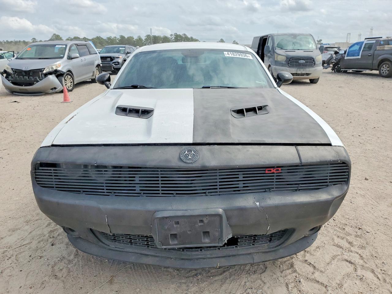 2015 Dodge Challenger Sxt - zdjęcie 5