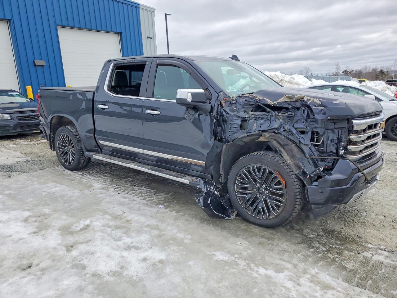 2022 Chevrolet Silverado K1500 High Country - zdjęcie 4