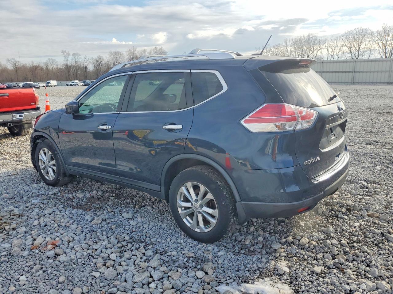 2016 Nissan Rogue Sv - zdjęcie 2