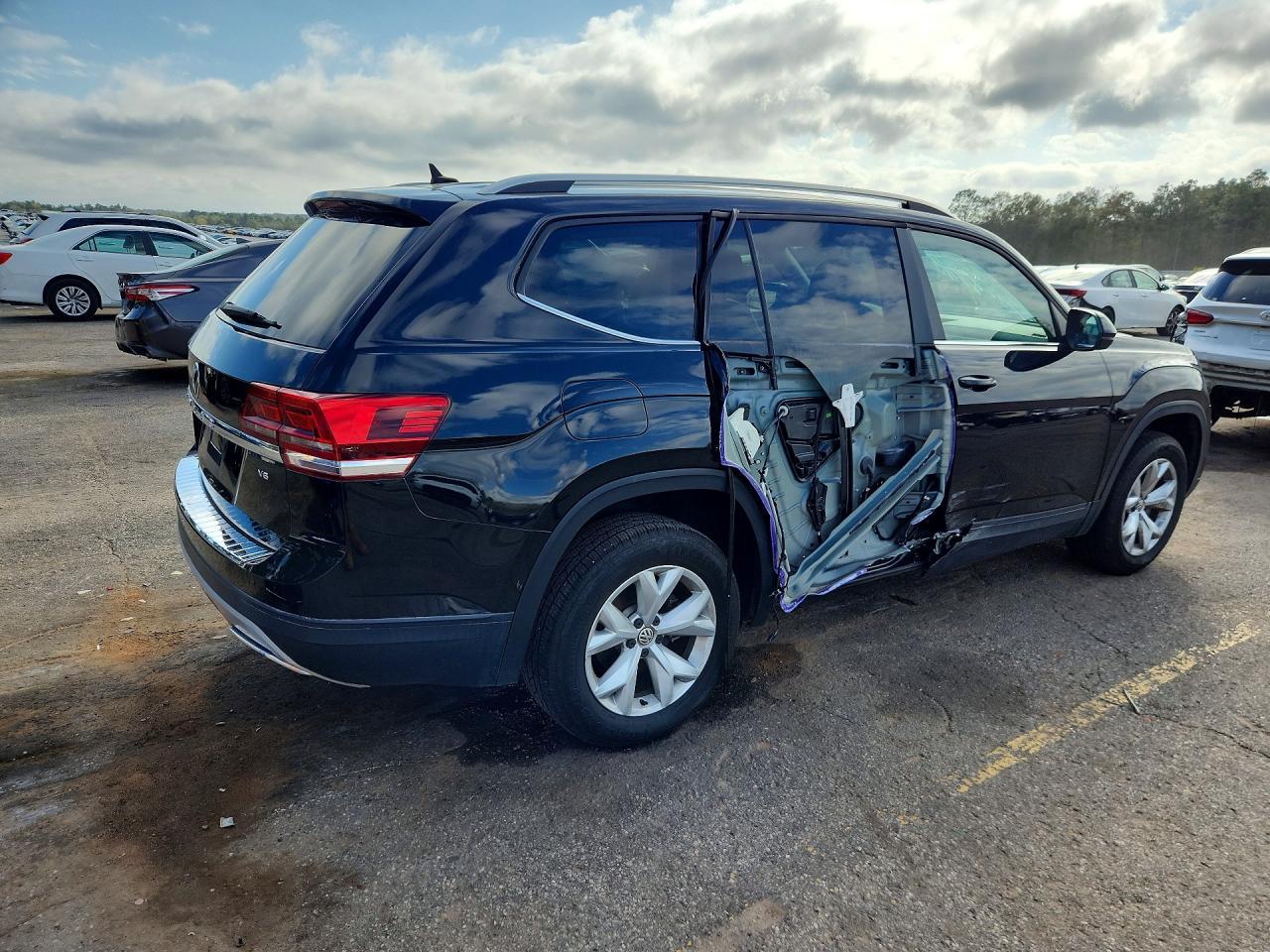 2018 Volkswagen Atlas Se - zdjęcie 3