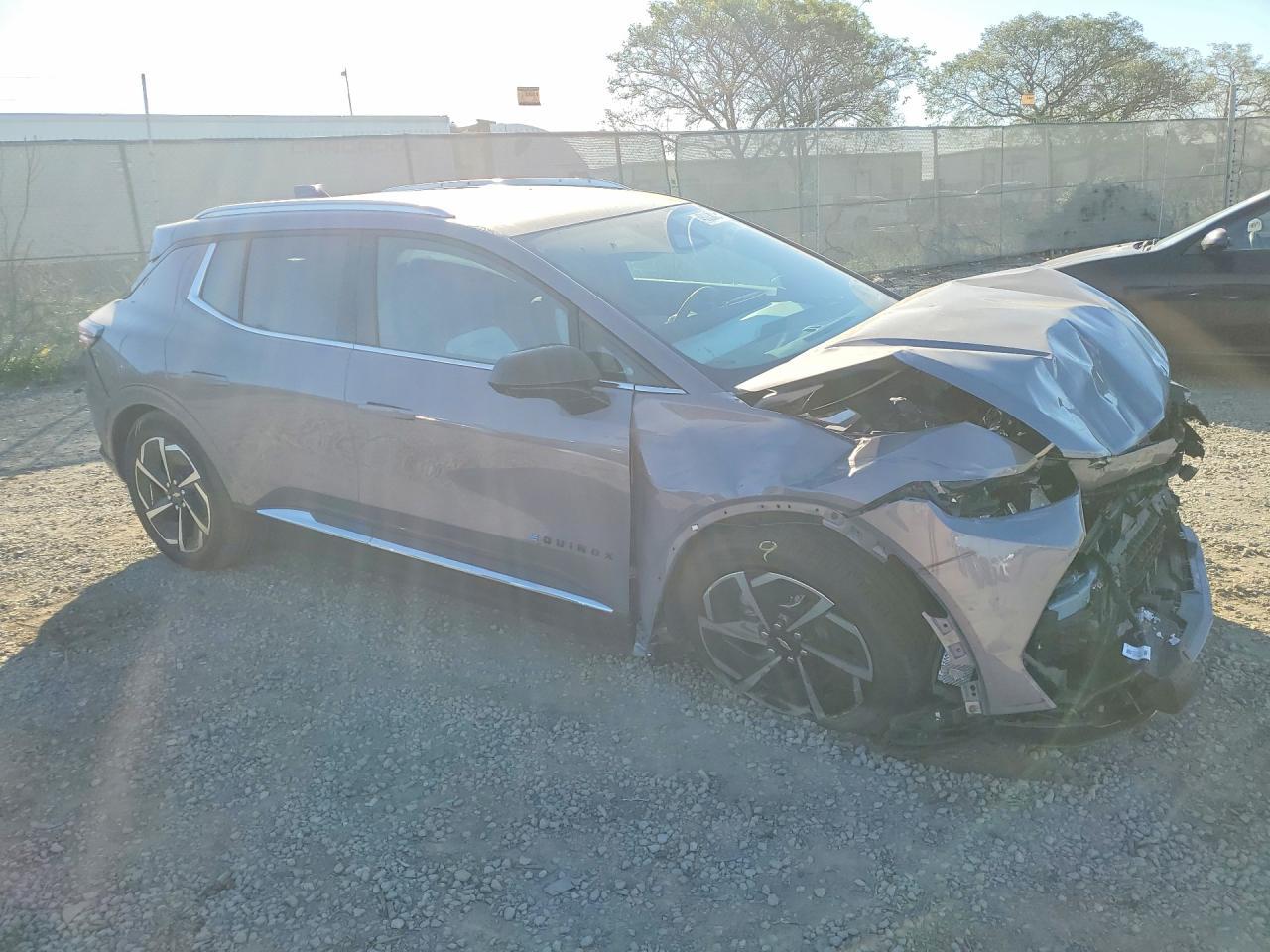 2025 Chevrolet Equinox Lt - zdjęcie 4