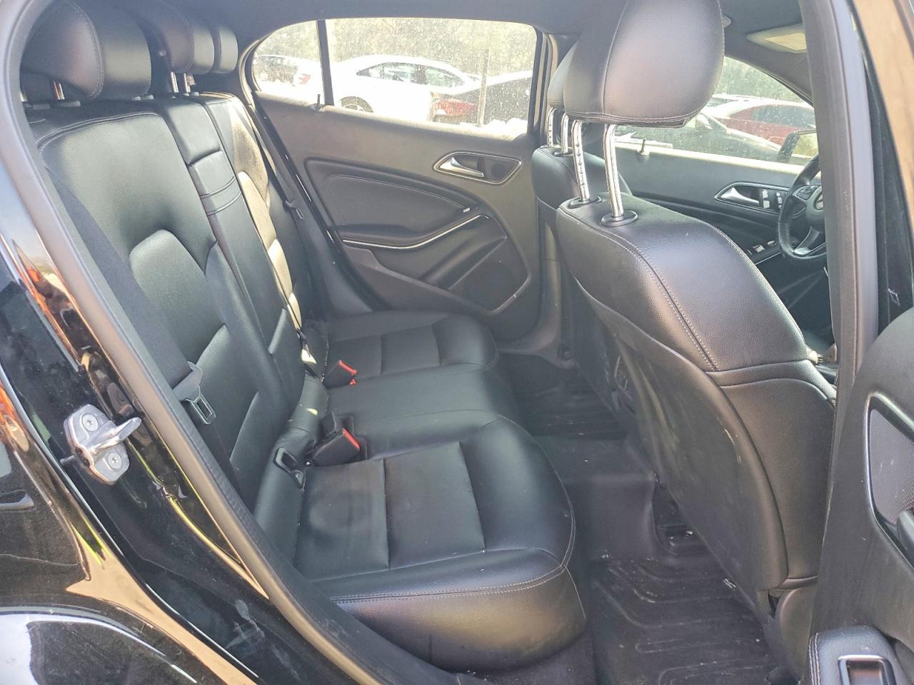 2019 Mercedes-Benz Gla 250 4Matic - zdjęcie 11