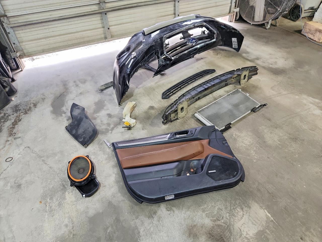 2017 Subaru Outback Touring - zdjęcie 13