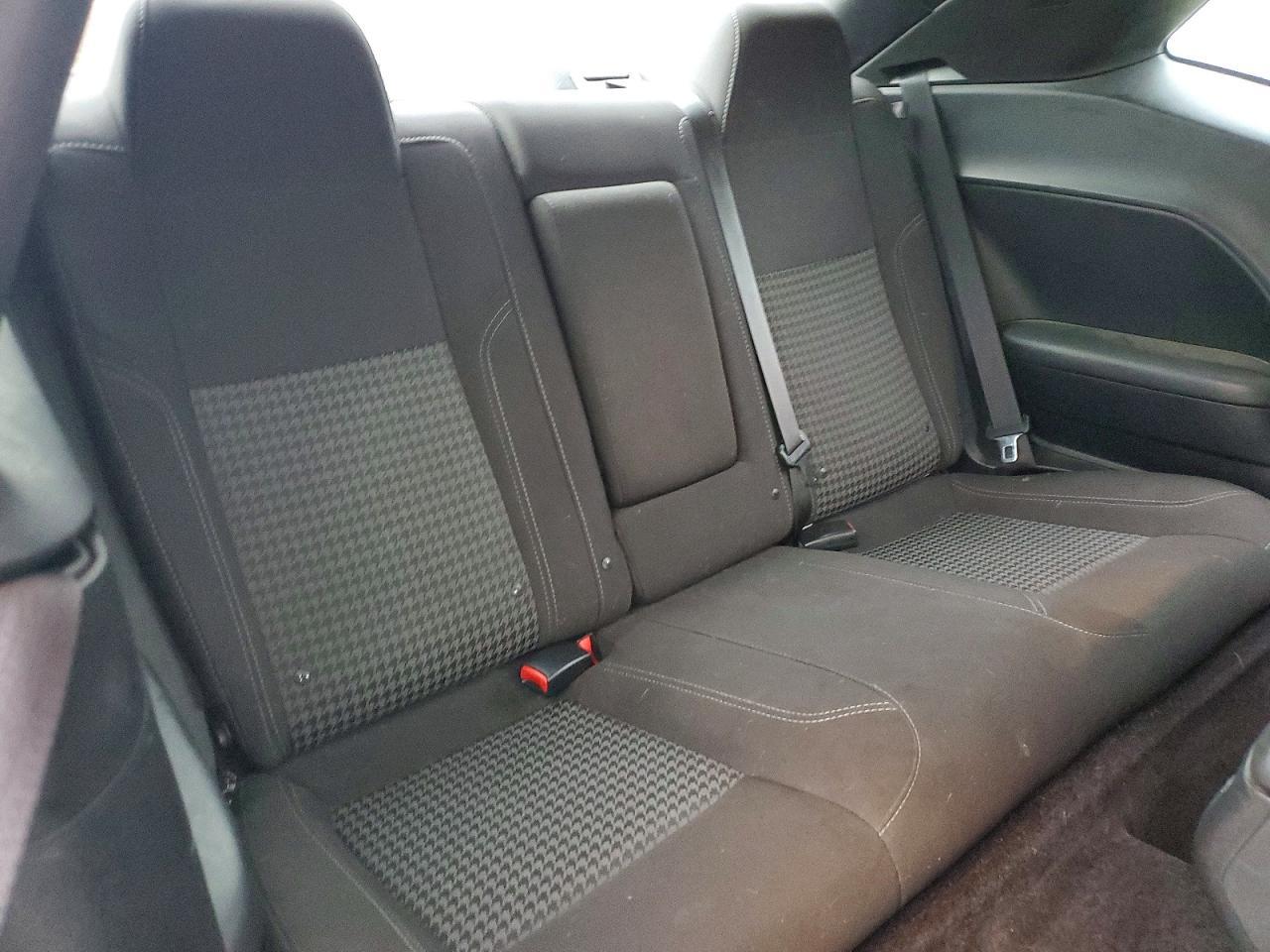 2017 Dodge Challenger Sxt - zdjęcie 10